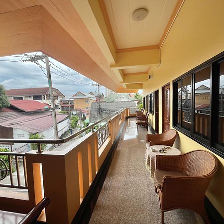Mini Cost Apartment&Guesthouse Чиангмай Экстерьер фото