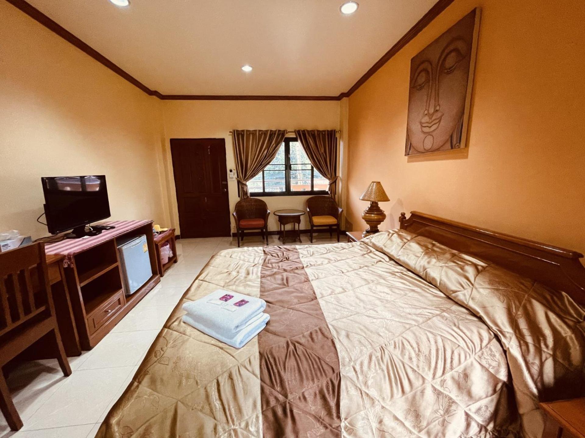 Mini Cost Apartment&Guesthouse Чиангмай Экстерьер фото